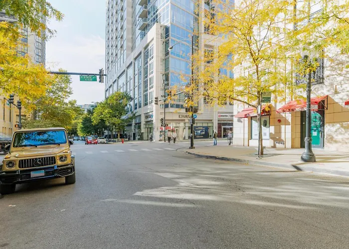 Apartment Gold Coast Convertible W Terrace Nr The L Chi-82 *